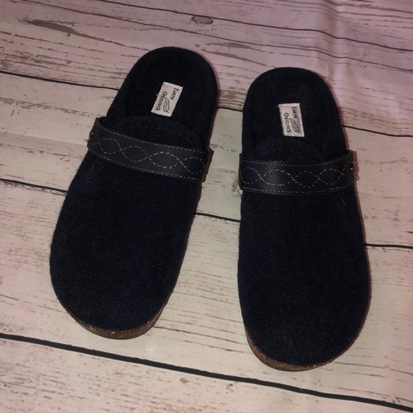 earth origins wool clogs